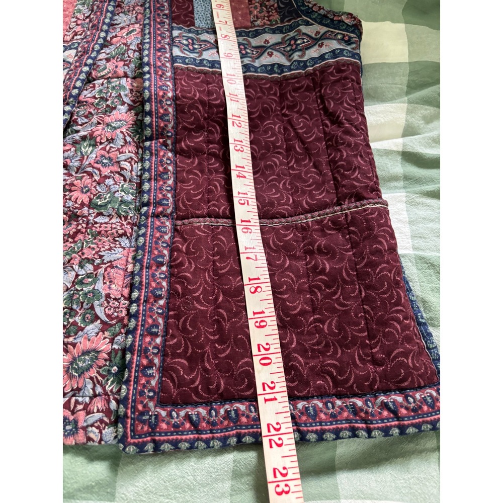 Vintage Suttles and Seawinds Quilted Patchwork Vest Burgundy Floral Boho Canada - Picture 9 of 9